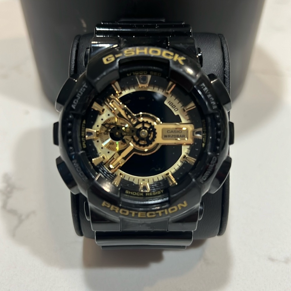 GSHOCK used good condition. Needs new battery.
